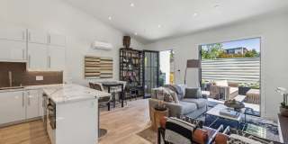 Newly Built Home With Loft in Downtown Palo Alto Gallery 5