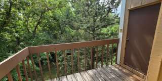 2BR/2BA, vaulted ceilings, pool, parking, W/D included, more! (SC308) Gallery 14