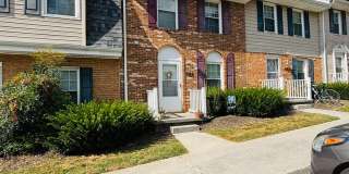 2 Bedroom, 1.5 Bath Townhouse Gallery 1
