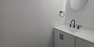 E. 38th Avenue Duplex's Gallery 20