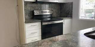 $3,295! Charming 2-Bed, 2-Bath Corner Unit in Gated Culver City Community! Gallery 13