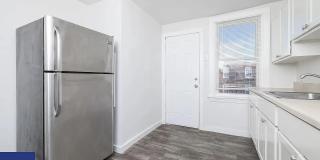 1739 West 5th Street Gallery 1