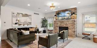 1795 Hazel Street Gallery 15