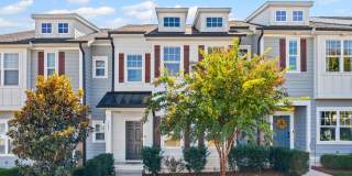 Stunning Belmont Crossing townhome so close to downtown Belmont! Gallery 1