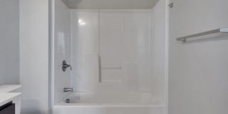 The Sixton Apartments Gallery 53