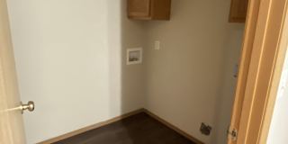 5518 Daniel St Gallery 5