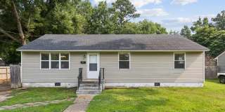 3BR/2BA Ranch in Newport News, VA – One-Level Living 3BR/2BA Ranch in Newport News, VA – One-Level Living Gallery 1