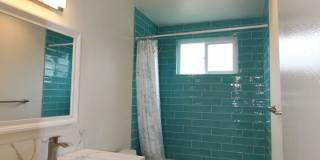 Beautiful, recently remodeled 1 bedroom 1 bathroom condo available now - MOVE IN SPECIAL Gallery 10