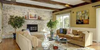 Luxurious living in Potomac! Main House and Guest House included! Gallery 13