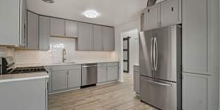 2735 N 73rd Court Gallery 7