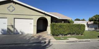 26827 Cir Of The Oaks Gallery 1