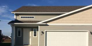 3 Bed 2 Bath Twin Home Gallery 1