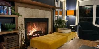 Boutique Condo with Stunning Views of Elliot Bay! Gallery 6