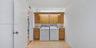 2761 Village Blvd Gallery 13