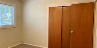 Spacious Home with Great Layout for Roommates! Gallery 12