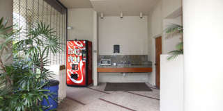 Honolulu Tower - 2 Bdrm/2 Bath/1 Prkg (Chinatown) - $3,100 Gallery 10