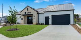 Altura Luxury Rental Homes Gallery 22