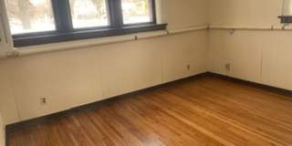 1642 Charles Gallery 6