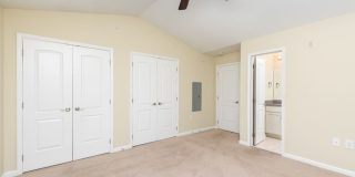 2 Bedroom Townhouse- END UNIT - Everything You Need! Woodlands of Charlottesville *Only a $500 deposit* Gallery 1