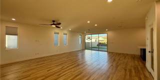 936 E Sunset Road Gallery 9