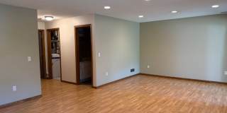 3 Bedroom Home in Maple Grove Gallery 15