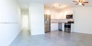 120 NE 71st St Gallery 1