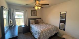 BEAUTIFUL 4-bedroom 2-bathroom home! !!HALF OFF 1ST MONTH!! Gallery 15