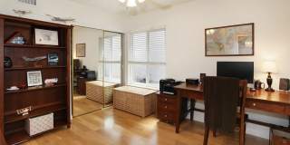 78 Tangerine Gallery 13