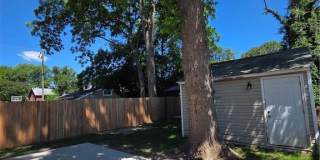 1522 Barron Street Gallery 43