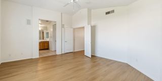 29424 N 49th Street Gallery 32