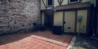 817 Pleasant St Gallery 13