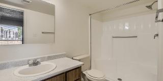 Rise Lakeside Gallery 77