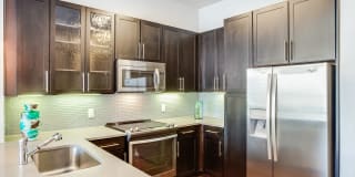 Windsor Cityline Gallery 13
