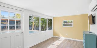 721 N Lakeside Drive Gallery 37