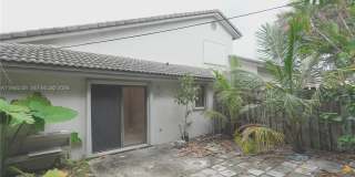 518 NE 48th St Gallery 30