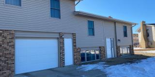 Beautiful, Spacious 3 bed Condo for Rent Gallery 1