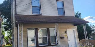 211 BROAD Street Gallery 1