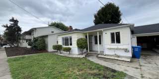 Updated El Cerrito Home with New Kitchen Appliances, Private Deck & Great Walkability Gallery 1