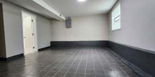 Brand new rehab luxury coach house in Albany Park Gallery 16