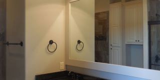 Fully Furnished TWO BEDROOM/ TWO BATHROOM WITH STUDY- Gallery 21