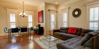 FULLY FURNISHED-  AVAILABLE NOW! 3 Bedroom / 3 Bath Fully- Furnished Brick home Gallery 5