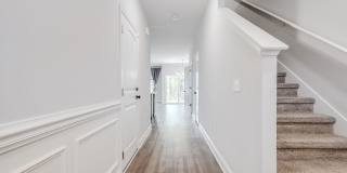 Spacious 3BR End Unit with Modern Finishes Gallery 4