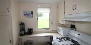 Beautiful 2-bedroom Charmer in Aksarben Gallery 7