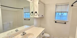 204 North Magnolia Court Gallery 9
