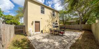 205 East Kirby Street Gallery 28