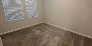 Room in 4 Bedroom Home at Collaboration Way Gallery 14