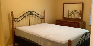 3 Bedroom 2.5 Bath Townhouse Gallery 9