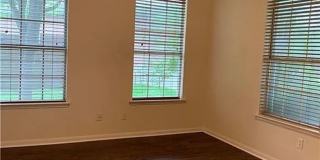 Room in 5 Bedroom Home at Fort Grant Dr Gallery 8