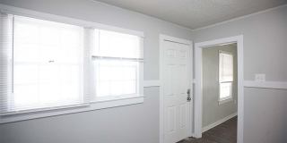 607 Prothro Street Gallery 3