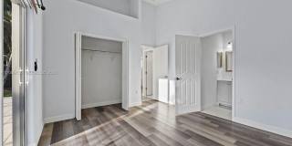 704 SE 14th Pl Gallery 5
